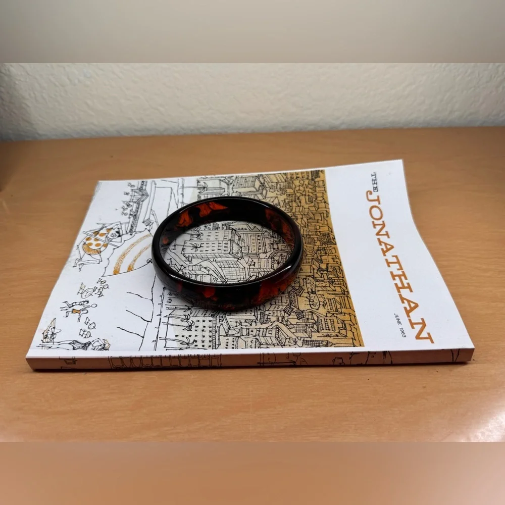 Vintage Tortoiseshell Lucite Bangle - Semi Translucent - Picture 2 of 5